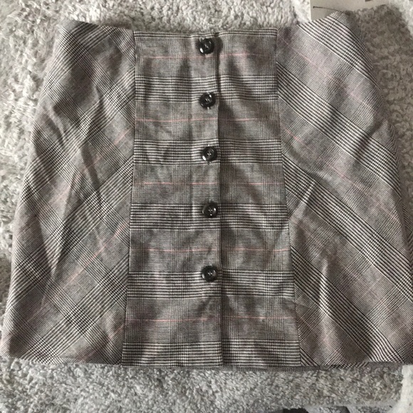 Brand New! Black white and red gingham mini skirt! - Picture 1 of 5